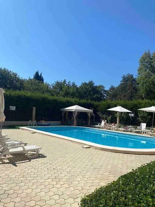Pomorie Residence 2-Bedroom Apartment 300M To The Beach