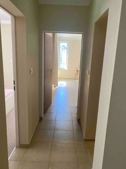Pomorie Residence 2-Bedroom Apartment 300M To The Beach Bulgaria
