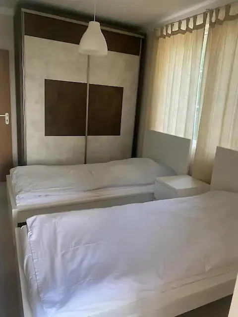 Pomorie Residence 2-Bedroom Apartment 300M To The Beach